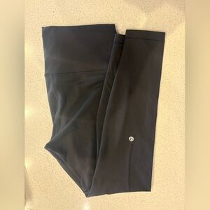 Lululemon Wunder leggings. Like New.